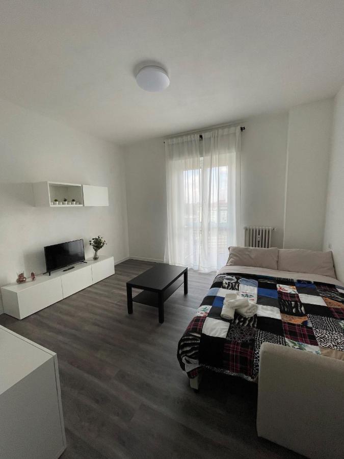 Exphome Novate Milanese Eksteriør billede